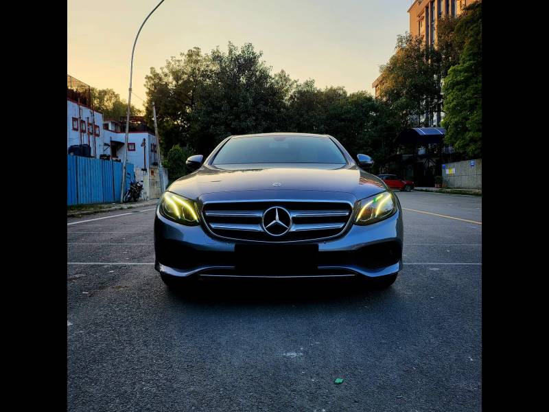 Mercedes Benz E Class E 200
