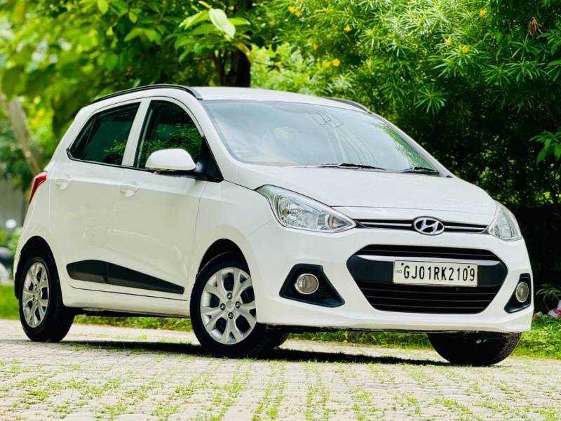 Hyundai Grand i10 Sportz 1.1 U2 CRDi Diesel