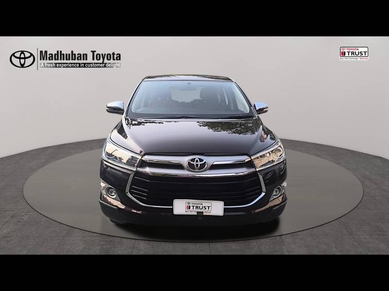 Toyota Innova Crysta 2.8 ZX AT 7 STR