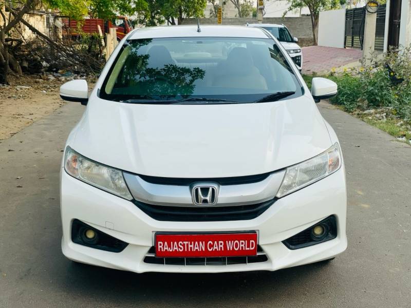 Honda City V 1.5L i-DTEC