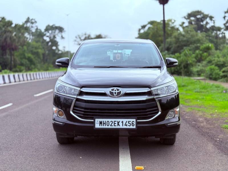 Toyota Innova Crysta 2.4 VX 7 STR