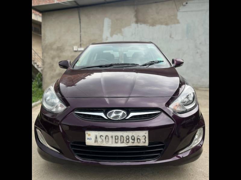 Hyundai Verna Fluidic 1.6 VTVT SX