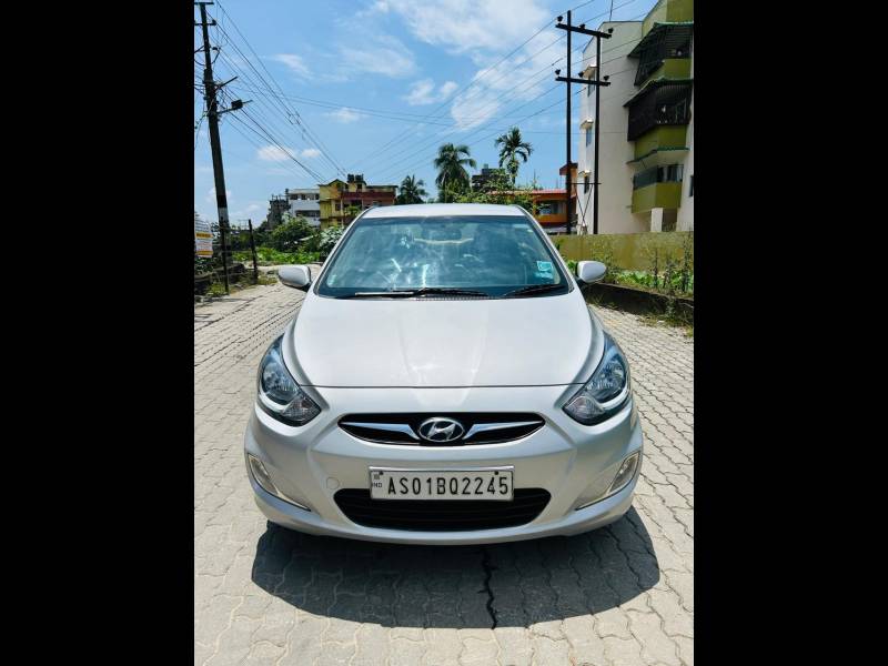 Hyundai Verna 1.6 CRDI SX