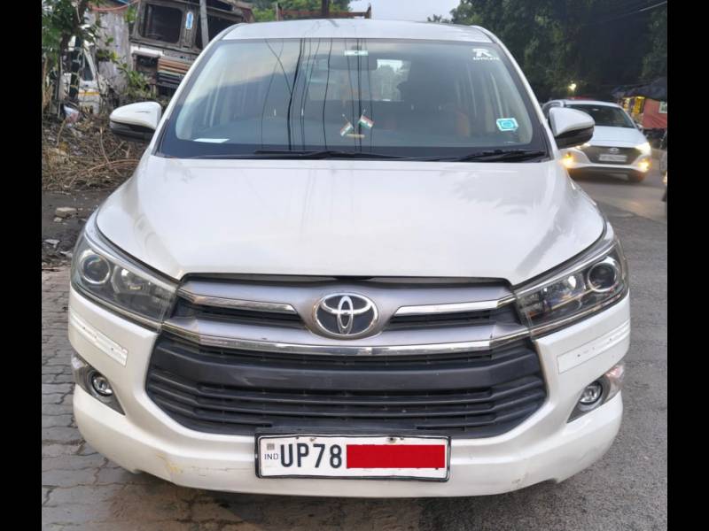 Toyota Innova Crysta 2.4 V Diesel