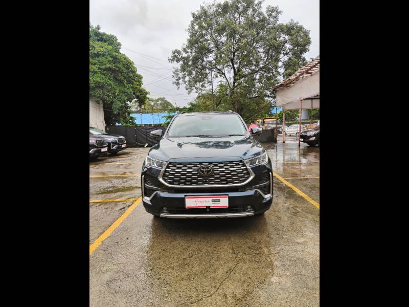 Toyota Innova Hycross ZX (O) Hybrid 7 STR