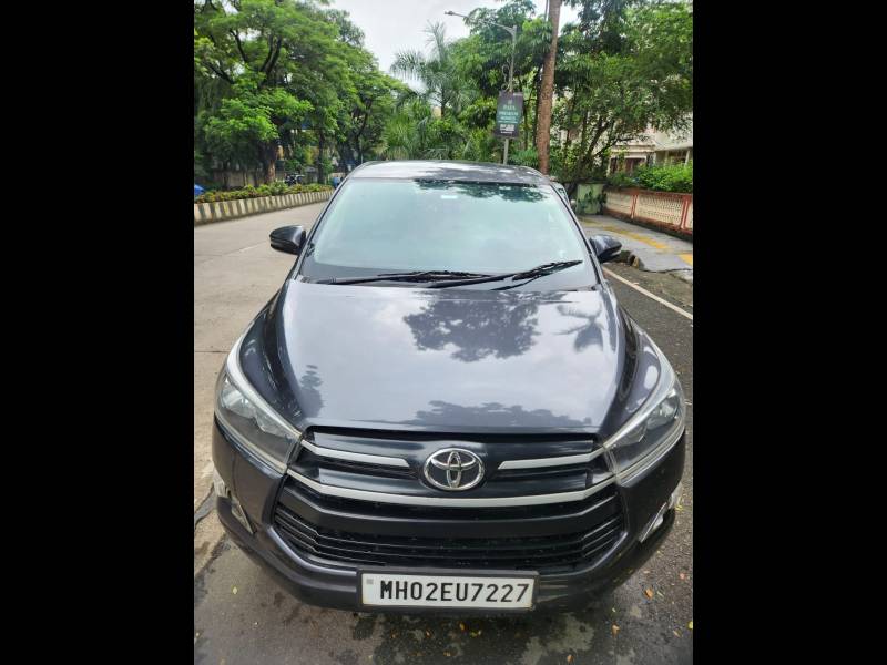 Toyota Innova Crysta 2.8 GX AT 8 STR