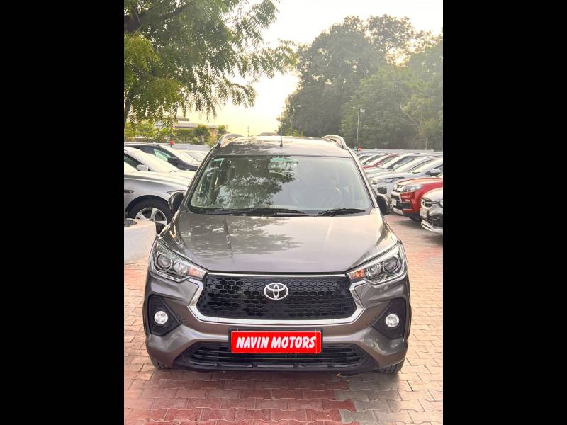 Toyota Rumion V MT