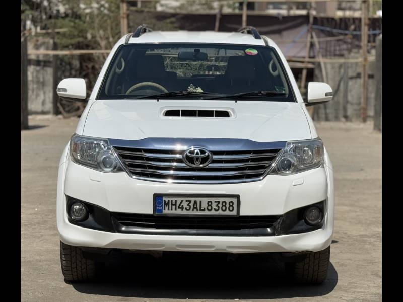 Toyota Fortuner 3.0 4X4 MT