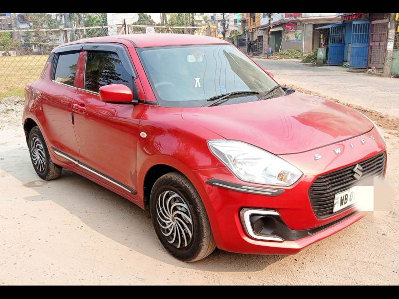 Maruti Suzuki Swift LXi ( Optional )