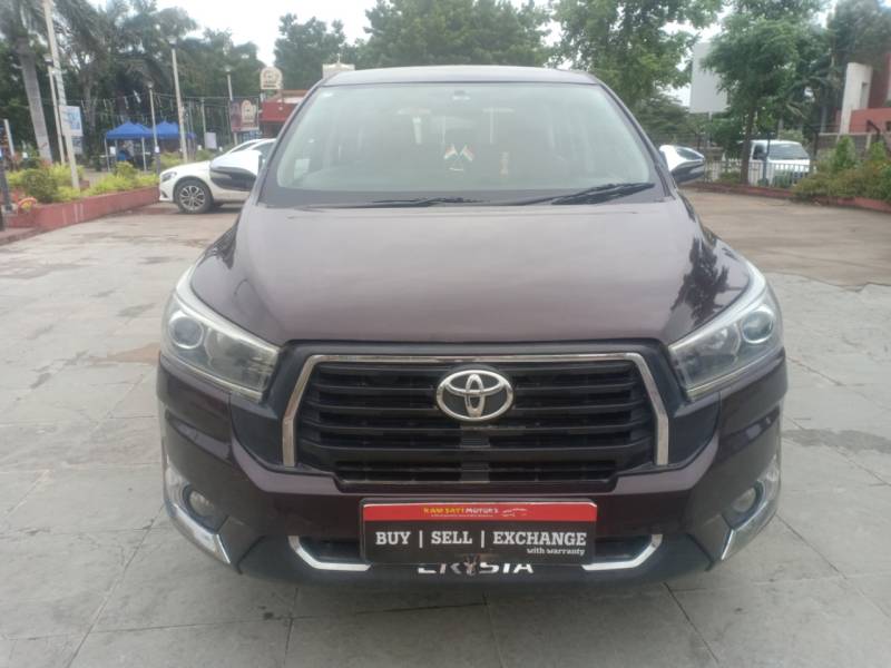 Toyota Innova Crysta 2.8 GX AT 8 STR