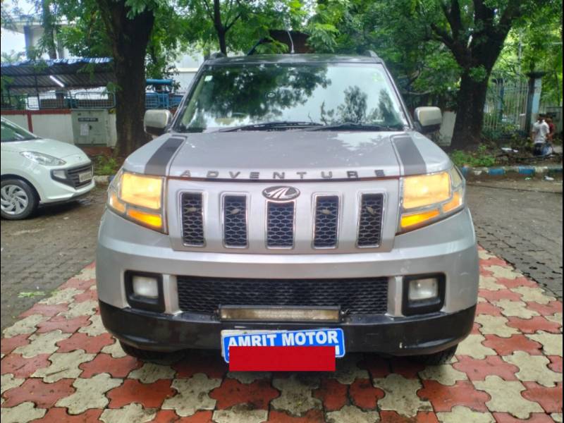 Mahindra TUV300 T6