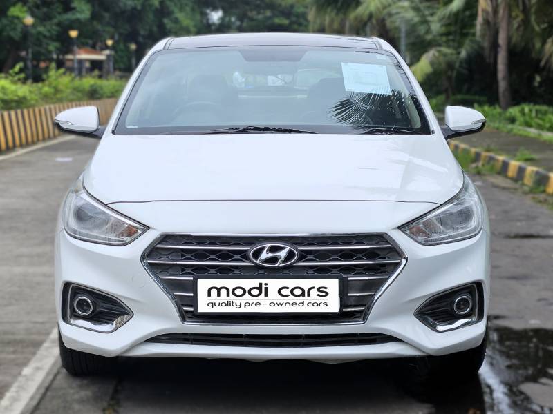 Hyundai Verna Fluidic 1.6 VTVT SX Opt AT