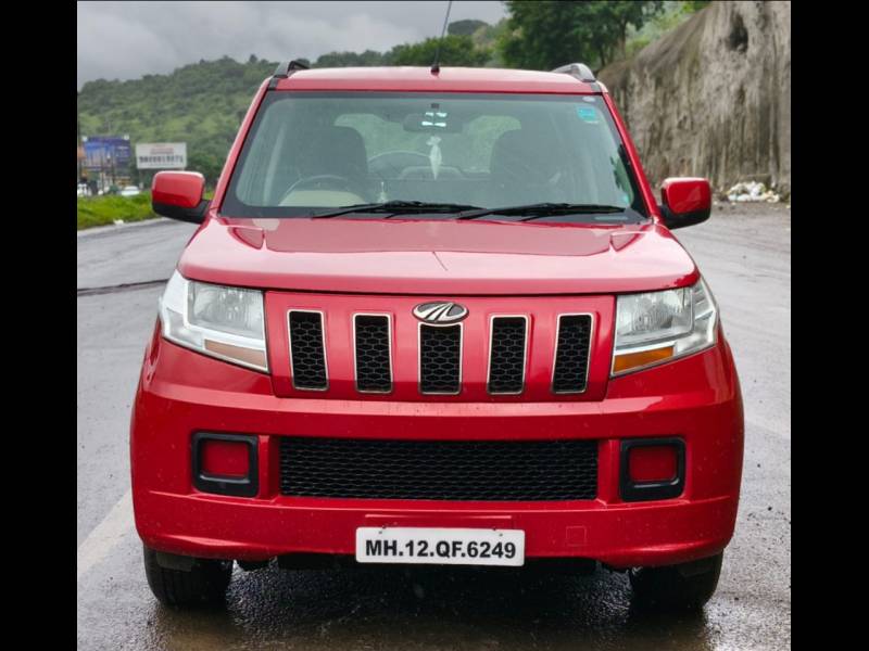 Mahindra TUV300 T6+ MT
