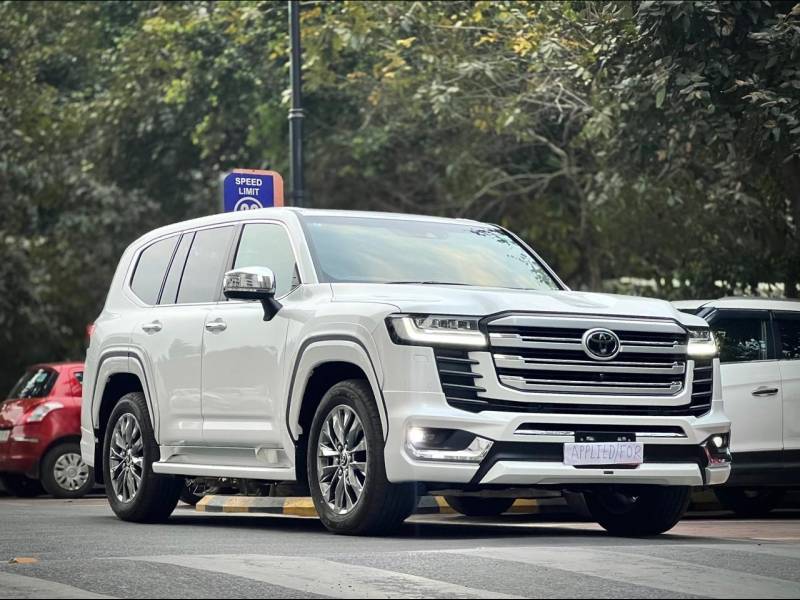 Toyota Land Cruiser ZX Petrol