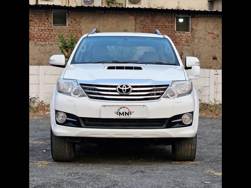 Toyota Fortuner 3.0 4X2 MT