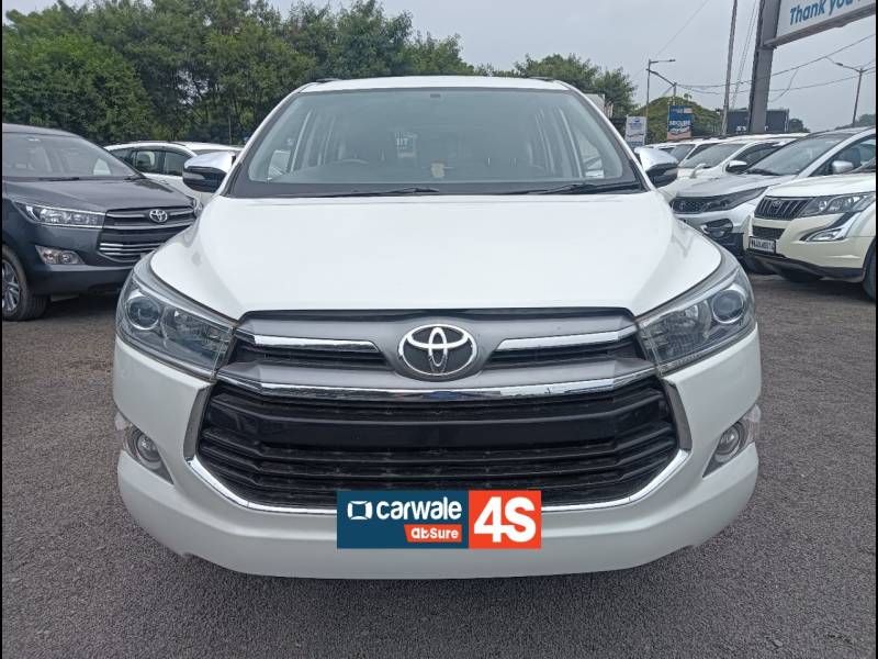 Toyota Innova Crysta 2.4 ZX 7 STR