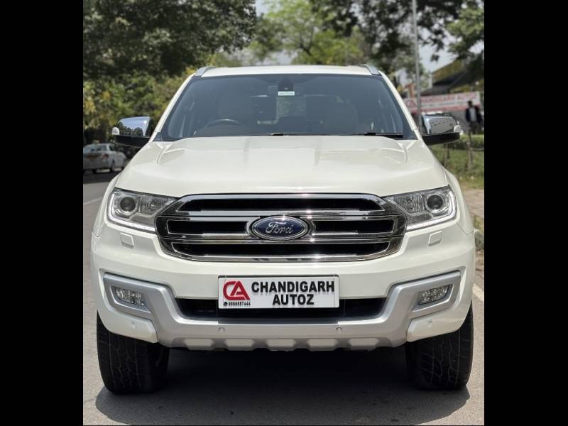 Ford Endeavour Titanium 3.2 4x4 AT