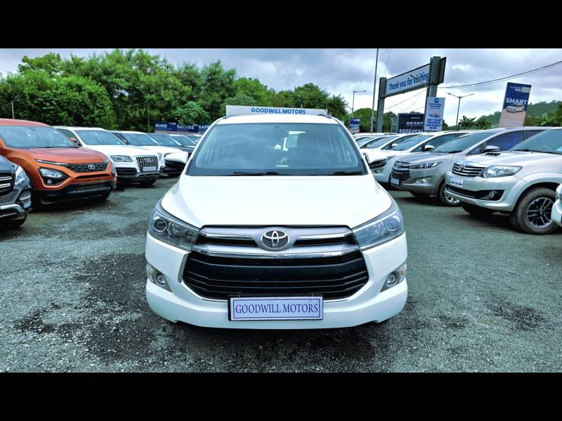 Toyota Innova Crysta 2.4 VX 7 STR