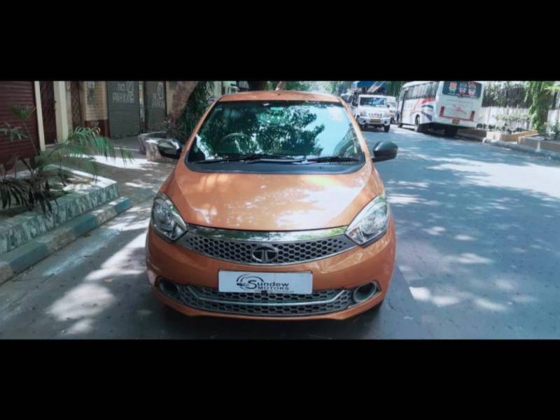 Tata Tiago Revotron XE