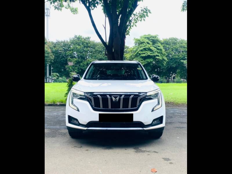 Mahindra XUV700 AX 7 Diesel AT 7 STR