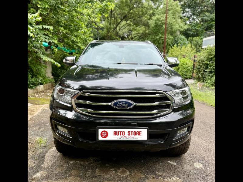 Ford Endeavour Titanium 2.2 4x2 AT