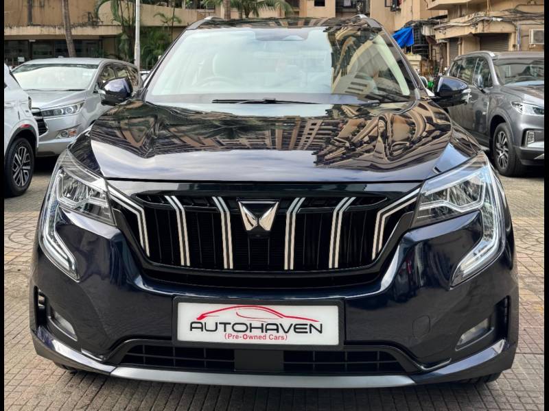 Mahindra XUV700 AX7 Luxury Pack Diesel AT AWD 7 STR