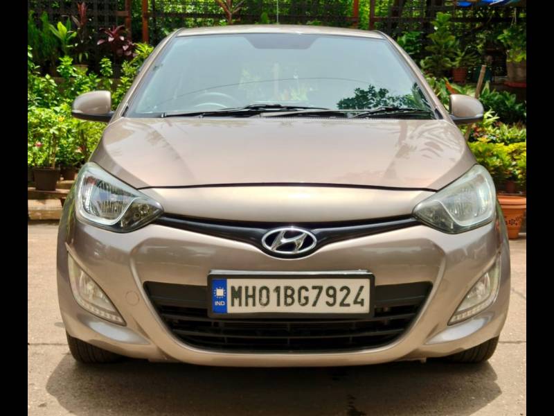 Hyundai i20 Sportz AT Petrol
