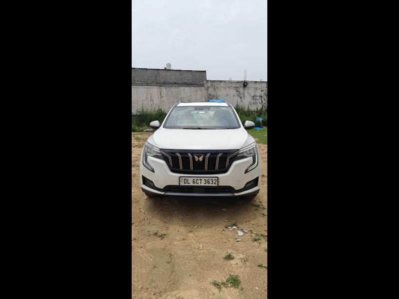 Mahindra XUV700 AX7 Luxury Pack Diesel AT AWD 7 STR