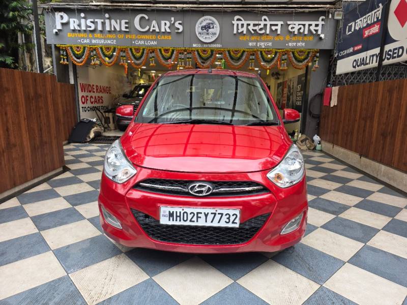Hyundai i10 Sportz 1.2 AT