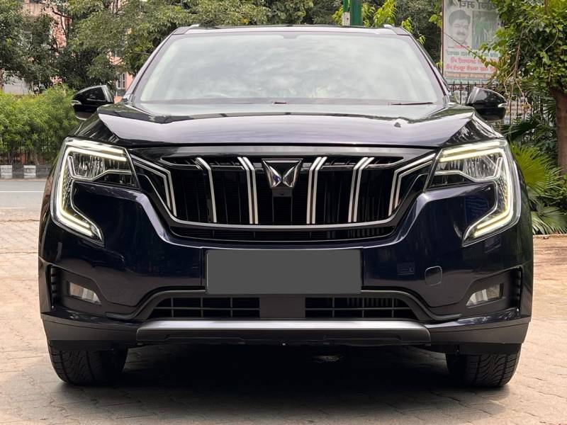 Mahindra XUV700 AX 5 Diesel AT 7 STR