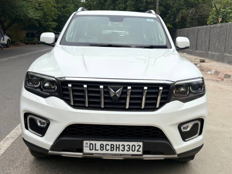 Mahindra Scorpio-N Z8 Petrol MT 7 STR