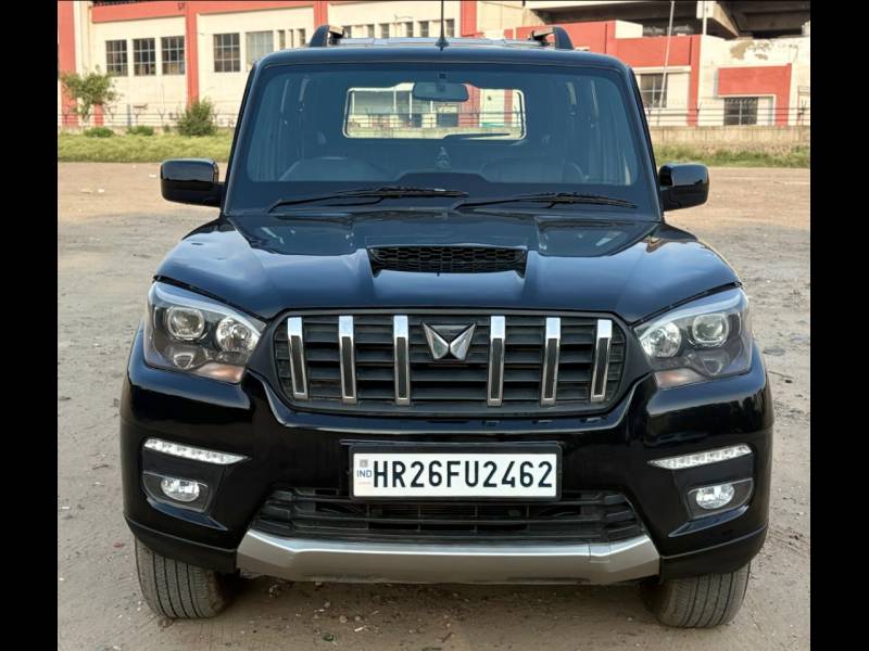 Mahindra Scorpio Classic S MT 7STR