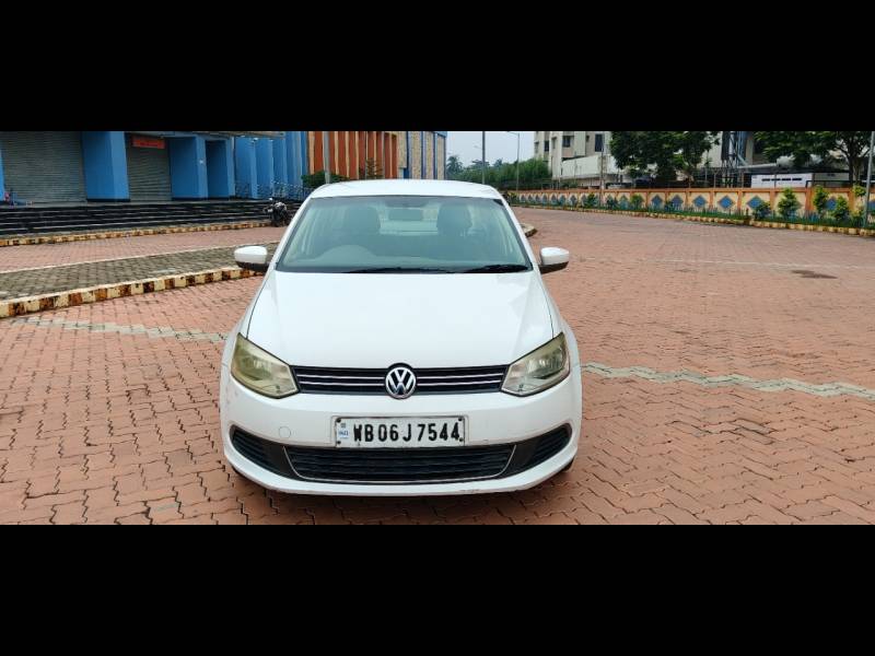 Volkswagen Vento 1.6L AT Highline Petrol