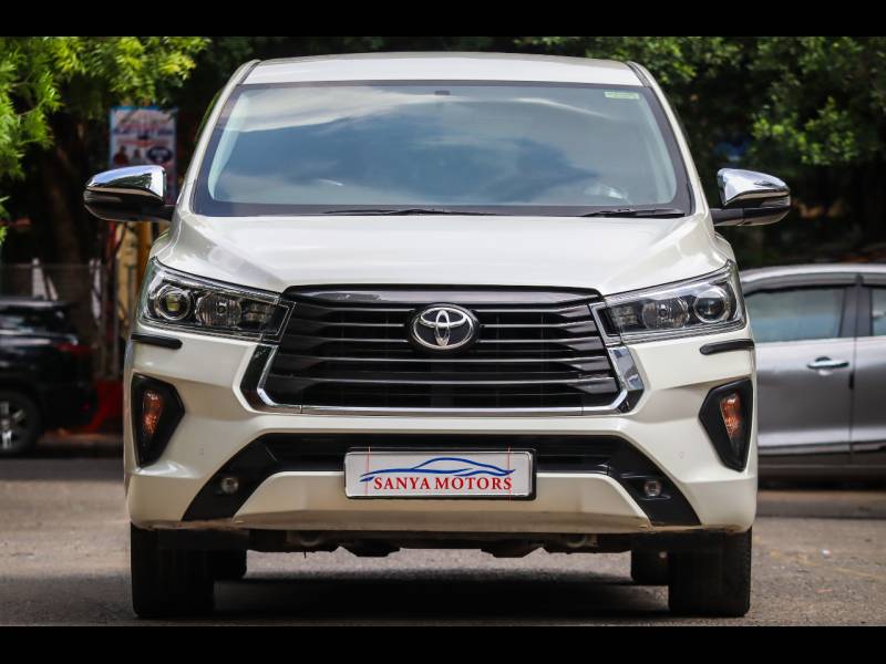 Toyota Innova Crysta 2.4 ZX 7 STR