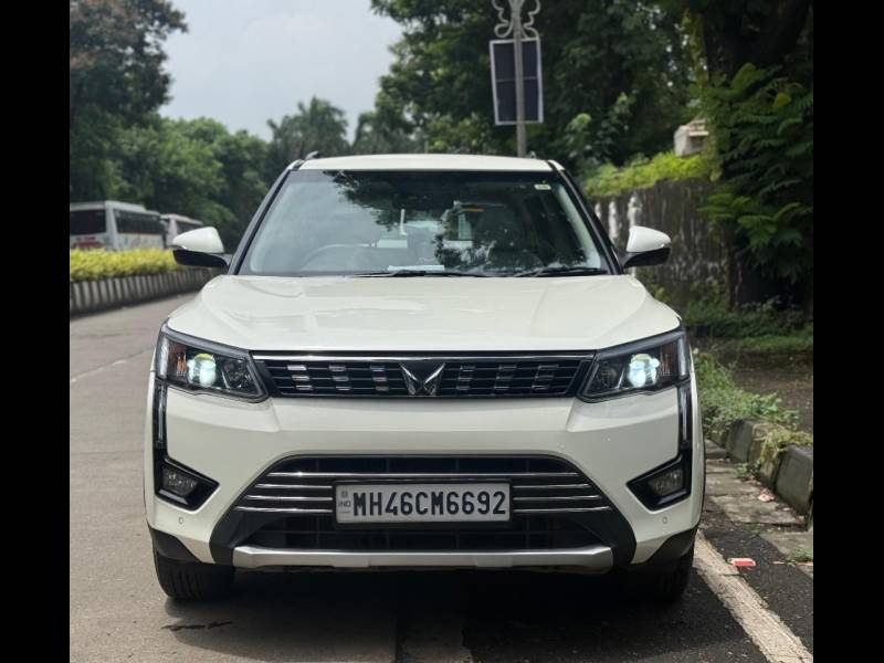 Mahindra XUV 300 W8 1.5 Diesel