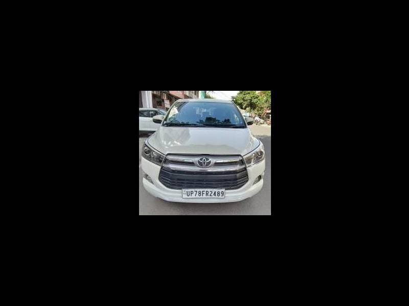 Toyota Innova Crysta 2.4 VX 8 STR