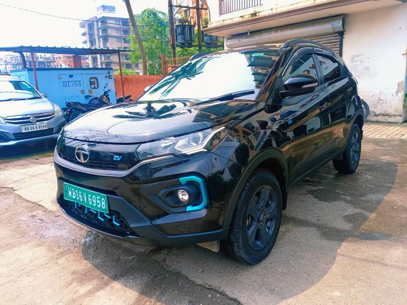 Tata Nexon EV XZ Plus LUX Dark Edition