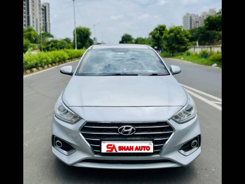 Hyundai Verna 1.6 CRDI SX Plus AT