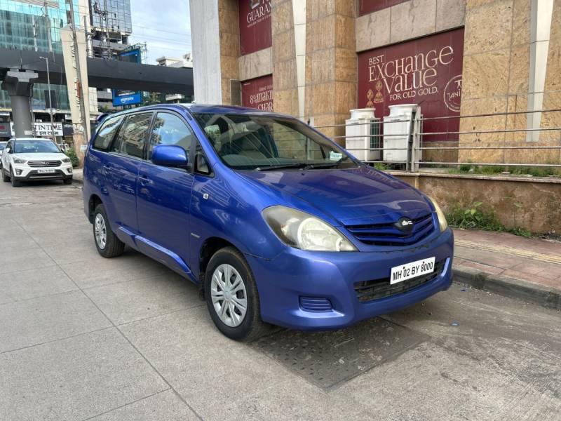 Toyota Innova 2.5 G4 7 STR