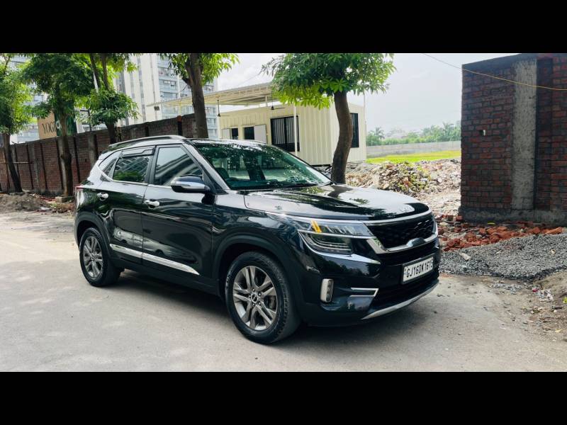 Kia Seltos HTX Plus 1.5 Diesel Dual Tone