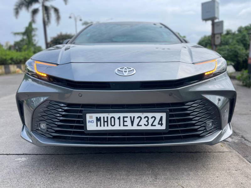 Toyota Camry Elegance