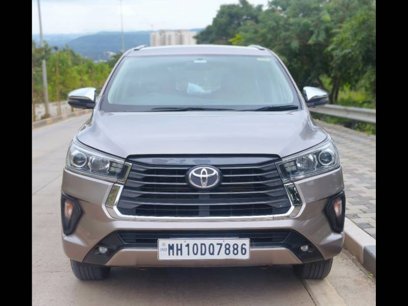 Toyota Innova Crysta 2.4 ZX 7 STR