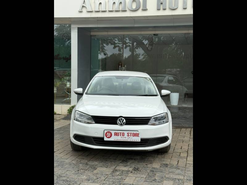 Volkswagen Jetta 2.0L CR TDI (MT) Comfortline