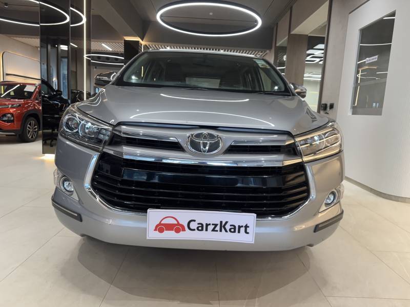 Toyota Innova Crysta 2.4 ZX AT 7 STR