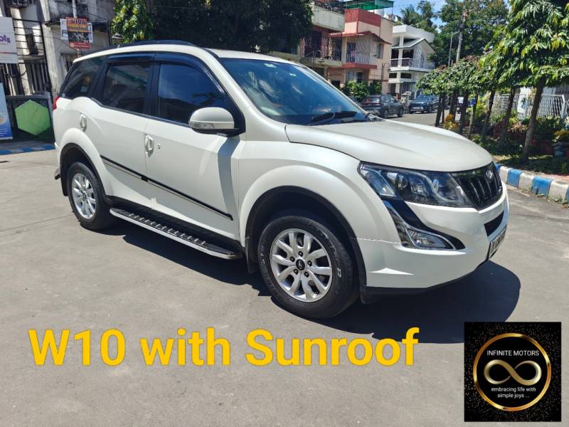 Mahindra XUV500 W10 FWD