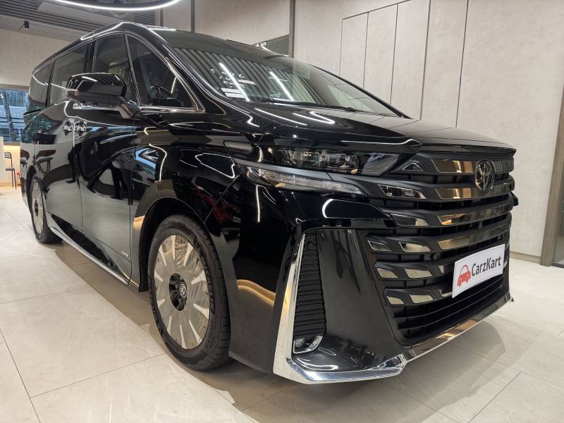 Toyota Vellfire VIP - Executive Lounge