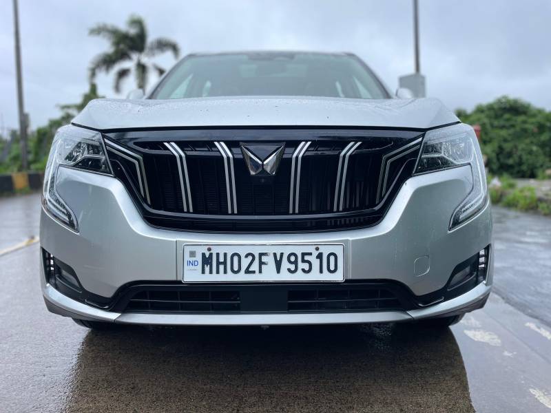 Mahindra XUV700 AX7 Luxury Pack Diesel AT AWD 7 STR
