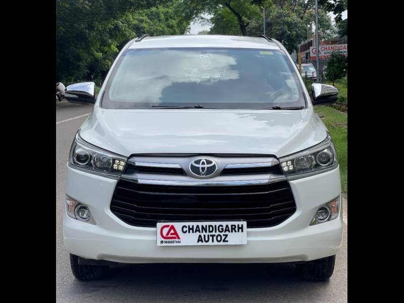 Toyota Innova Crysta 2.8 ZX AT 7 STR