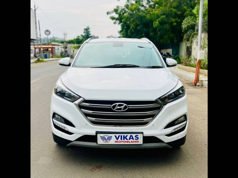 Hyundai Tucson 4WD AT GLS Diesel