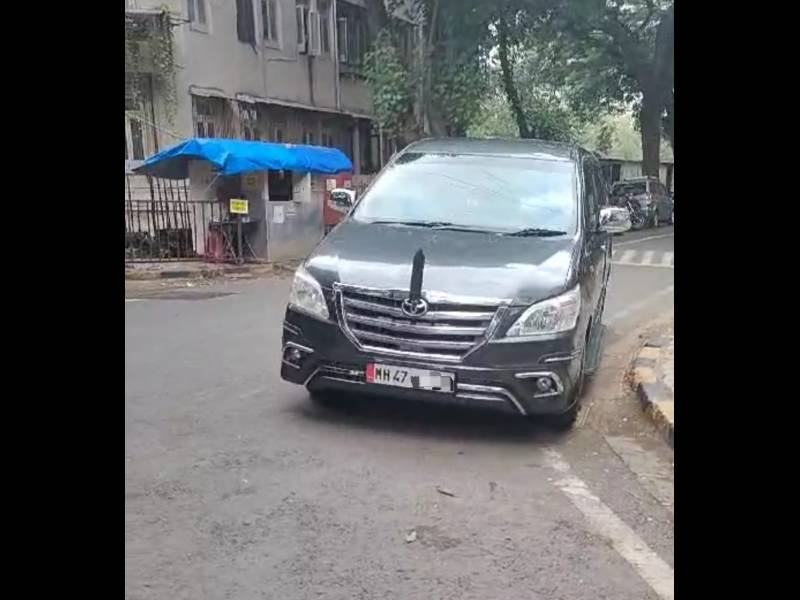 Toyota Innova 2.5 G (Diesel) 7 STR Euro4